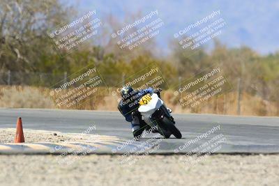 media/Apr-17-2022-CVMA (Sun) [[f474cfa795]]/Race 14 500 Supersport-350 Supersport (Holeshot)/